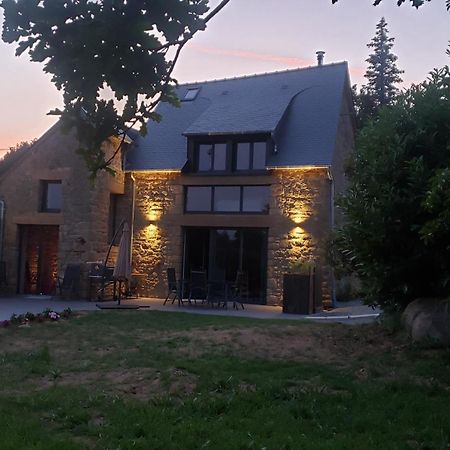 Maison D'Hote Avec Sauna Et Jacuzzi A La Campagne Les Portes du Coglais Eksteriør billede